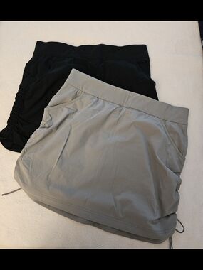 Columbia Women's Black and Light Green Skorts Lot (2)